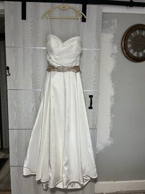White Jacquard Wedding Dress